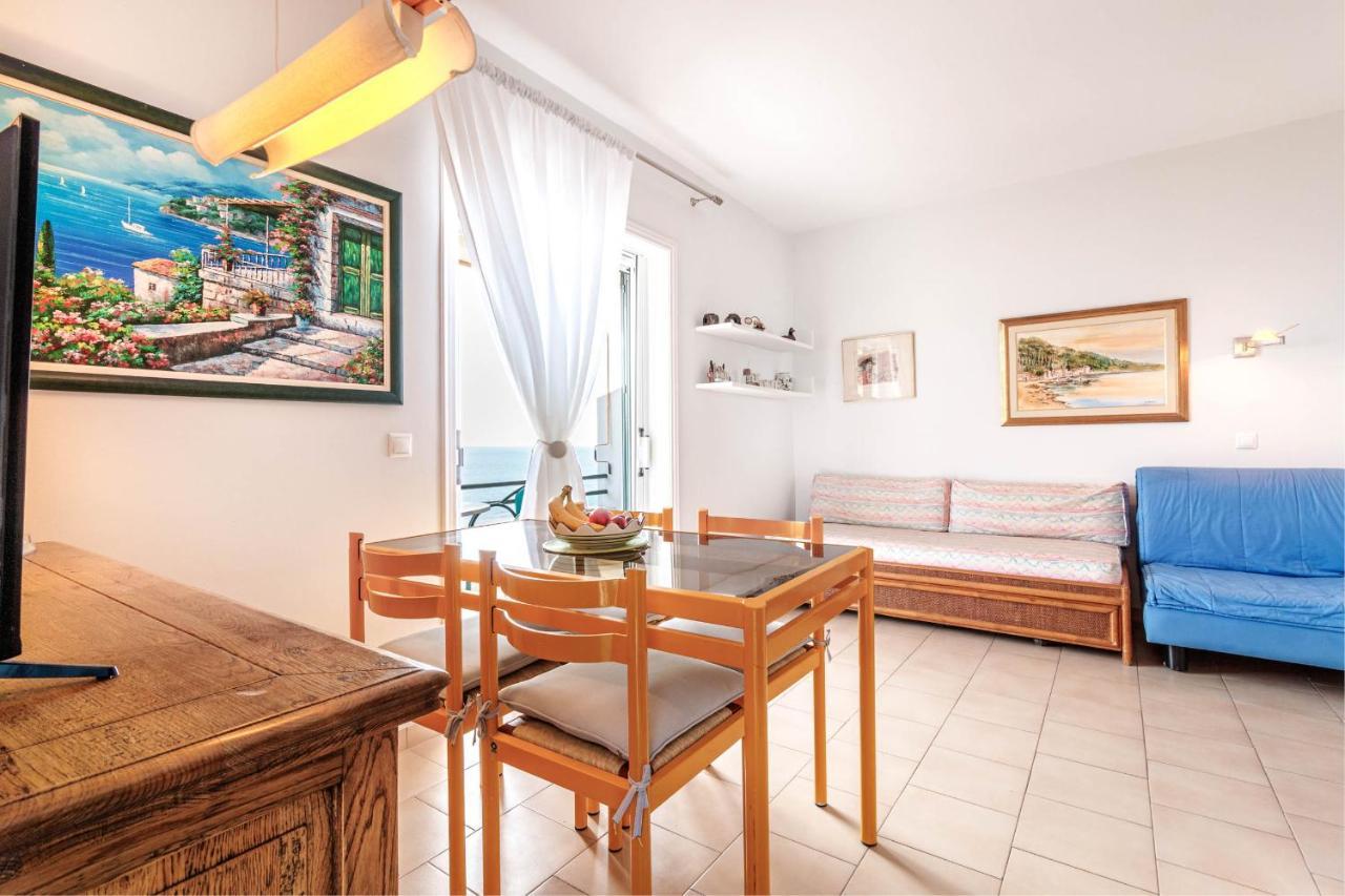 Glyfada New Era Home 107 Menigos Resort Apartments Εξωτερικό φωτογραφία